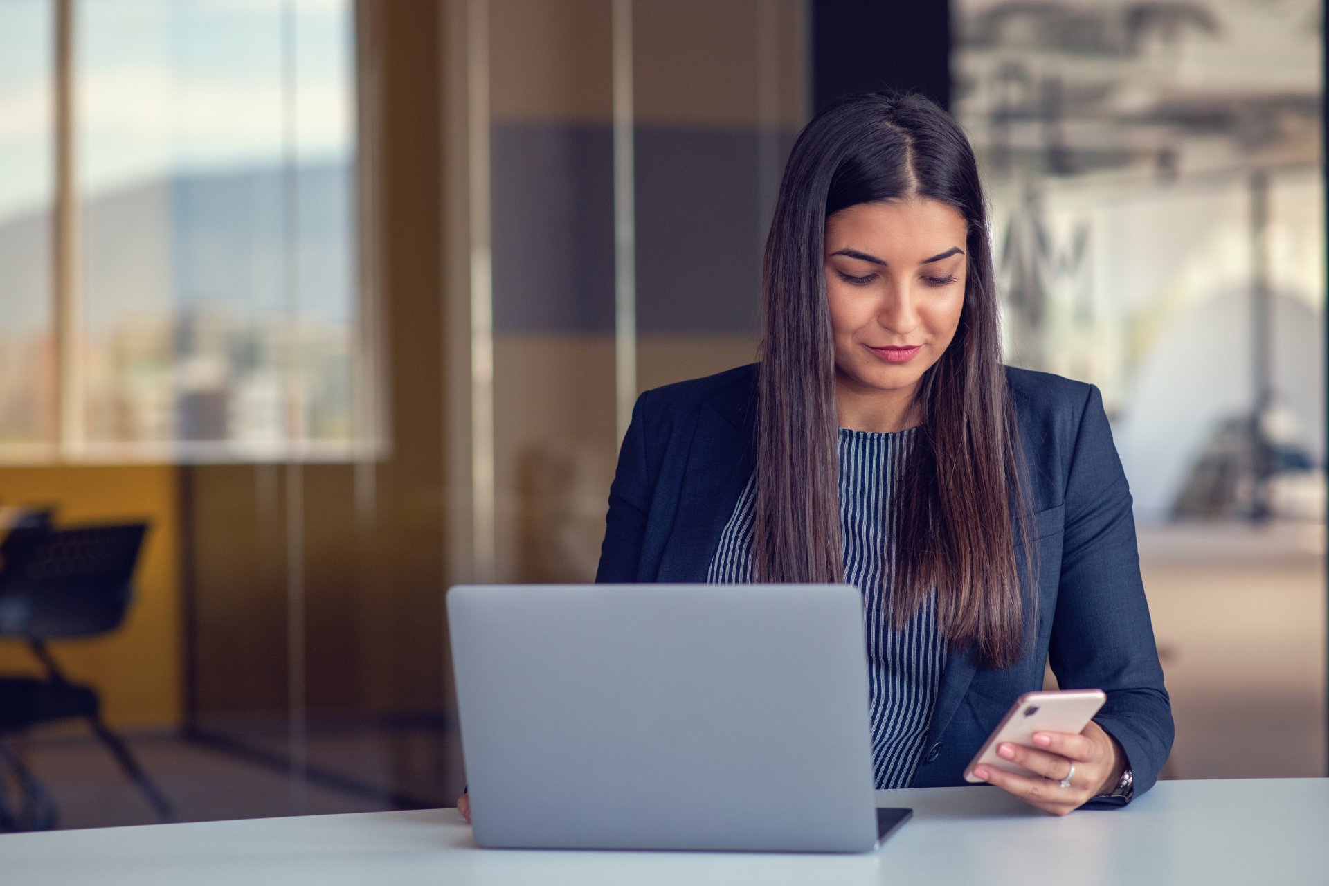 What Does a Virtual Assistant Do for Small Businesses?