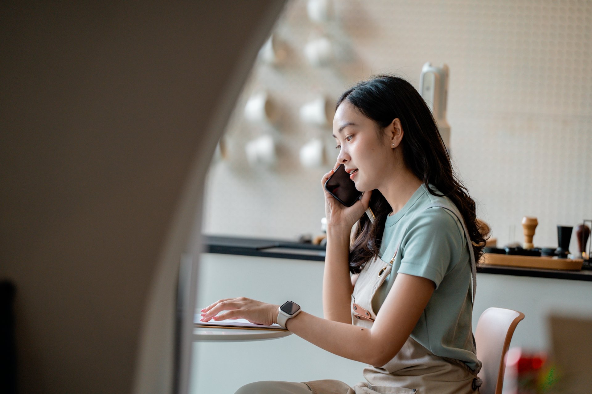 A Practical Guide to Auditing Your Time, Identifying What to Let Go Of, and Using a Virtual Assistant to Reclaim the Hours That Matter Most